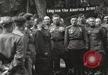 Standbild Vereinigte Staaten und Russische Offiziere Protivin Tschechoslowakei, 1945, aus Sekunde 35 historischem Filmmaterial Videoclip 65675060046