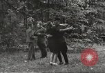 Standbild Vereinigte Staaten und Russische Offiziere Protivin Tschechoslowakei, 1945, aus Sekunde 52 historischem Filmmaterial Videoclip 65675060046