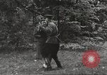 Standbild Vereinigte Staaten und Russische Offiziere Protivin Tschechoslowakei, 1945, aus Sekunde 54 historischem Filmmaterial Videoclip 65675060046