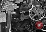Image textile mill United States USA, 1942, de la seconde 32 séquences d'archives historiques vidéo 65675060052