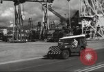 Standbild United States Marine Corps Pearl Harbor Hawaii USA, 1947, aus Sekunde 19 historischem Filmmaterial Videoclip 65675060060