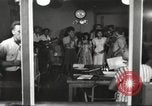 Image des Forces armées des Etats-Unis Station radio Guam Îles Mariannes, 1947, de la seconde 24 séquences d'archives historiques vidéo 65675060065