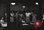 Image des Forces armées des Etats-Unis Station radio Guam Îles Mariannes, 1947, de la seconde 28 séquences d'archives historiques vidéo 65675060065