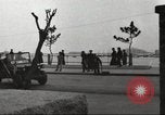 Immagine di Ufficio comune di Sino-American Questura Tsingtao in Cina, 1947, secondo 61 filmato di repertorio 65675060066