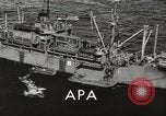 Immagine di Anfibio della nave di comando United States USA, 1953, secondo 60 filmato di repertorio 65675060073