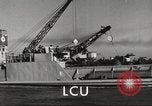 Standbild USA Landing Craft Utility United States USA, 1953, aus Sekunde 45 historischem Filmmaterial Videoclip 65675060078