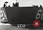 Standbild USA Landing Craft Utility United States USA, 1953, aus Sekunde 48 historischem Filmmaterial Videoclip 65675060078