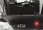 Standbild USA Landing Craft Utility United States USA, 1953, aus Sekunde 56 historischem Filmmaterial Videoclip 65675060078