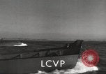 Standbild USA Landing Craft Fahrzeug Personal United States USA, 1953, aus Sekunde 5 historischem Filmmaterial Videoclip 65675060080