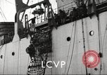 Standbild USA Landing Craft Fahrzeug Personal United States USA, 1953, aus Sekunde 16 historischem Filmmaterial Videoclip 65675060080