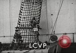Standbild USA Landing Craft Fahrzeug Personal United States USA, 1953, aus Sekunde 21 historischem Filmmaterial Videoclip 65675060080