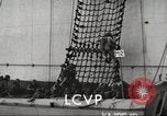 Standbild USA Landing Craft Fahrzeug Personal United States USA, 1953, aus Sekunde 22 historischem Filmmaterial Videoclip 65675060080