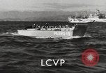Standbild USA Landing Craft Fahrzeug Personal United States USA, 1953, aus Sekunde 32 historischem Filmmaterial Videoclip 65675060080