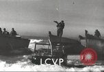 Standbild USA Landing Craft Fahrzeug Personal United States USA, 1953, aus Sekunde 36 historischem Filmmaterial Videoclip 65675060080