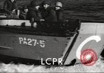 Standbild USA Landing Craft Personal Rampe United States USA, 1953, aus Sekunde 9 historischem Filmmaterial Videoclip 65675060081
