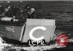 Standbild USA Landing Craft Personal Rampe United States USA, 1953, aus Sekunde 11 historischem Filmmaterial Videoclip 65675060081