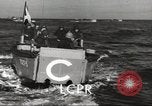 Standbild USA Landing Craft Personal Rampe United States USA, 1953, aus Sekunde 12 historischem Filmmaterial Videoclip 65675060081