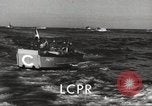 Standbild USA Landing Craft Personal Rampe United States USA, 1953, aus Sekunde 15 historischem Filmmaterial Videoclip 65675060081