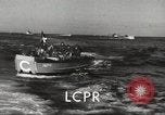 Standbild USA Landing Craft Personal Rampe United States USA, 1953, aus Sekunde 16 historischem Filmmaterial Videoclip 65675060081