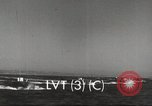 Standbild USA Landing Vehicle Tracked United States USA, 1953, aus Sekunde 15 historischem Filmmaterial Videoclip 65675060083