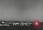 Standbild USA Landing Vehicle Tracked United States USA, 1953, aus Sekunde 16 historischem Filmmaterial Videoclip 65675060083