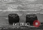 Standbild USA Landing Vehicle Tracked United States USA, 1953, aus Sekunde 26 historischem Filmmaterial Videoclip 65675060083
