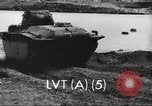 Standbild USA Landing Vehicle Tracked Personal-5 United States USA, 1953, aus Sekunde 35 historischem Filmmaterial Videoclip 65675060084