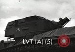 Standbild USA Landing Vehicle Tracked Personal-5 United States USA, 1953, aus Sekunde 49 historischem Filmmaterial Videoclip 65675060084