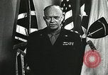 Immagine di 5 star General Dwight D Eisenhower introduce film Europa, 1944, secondo 55 filmato di repertorio 65675060090