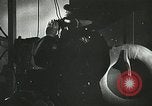 Immagine di Convoglio navale britannico che scortava navi mercantili della seconda guerra mondiale Oceano Atlantico settentrionale, 1941, secondo 5 filmato di repertorio 65675060092