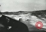 Immagine di Convoglio navale britannico che scortava navi mercantili della seconda guerra mondiale Oceano Atlantico settentrionale, 1941, secondo 9 filmato di repertorio 65675060092