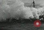 Immagine di Convoglio navale britannico che scortava navi mercantili della seconda guerra mondiale Oceano Atlantico settentrionale, 1941, secondo 33 filmato di repertorio 65675060092