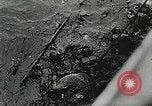 Immagine di Convoglio navale britannico che scortava navi mercantili della seconda guerra mondiale Oceano Atlantico settentrionale, 1941, secondo 40 filmato di repertorio 65675060092