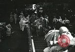 Standbild United States Truppen Ankunft in Liverpool England während des Weltkrieges 2 London England, 1942, aus Sekunde 4 historischem Filmmaterial Videoclip 65675060093