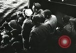 Standbild United States Truppen Ankunft in Liverpool England während des Weltkrieges 2 London England, 1942, aus Sekunde 28 historischem Filmmaterial Videoclip 65675060093