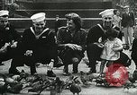 Standbild United States Truppen Ankunft in Liverpool England während des Weltkrieges 2 London England, 1942, aus Sekunde 48 historischem Filmmaterial Videoclip 65675060093