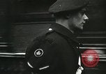 Standbild United States Truppen Ankunft in Liverpool England während des Weltkrieges 2 London England, 1942, aus Sekunde 62 historischem Filmmaterial Videoclip 65675060093