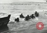 Standbild alliierten Invasion in der Normandie am D-Day Normandie Frankreich, 1944, aus Sekunde 5 historischem Filmmaterial Videoclip 65675060098