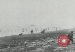 Standbild alliierten Invasion in der Normandie am D-Day Normandie Frankreich, 1944, aus Sekunde 11 historischem Filmmaterial Videoclip 65675060098