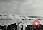 Standbild alliierten Invasion in der Normandie am D-Day Normandie Frankreich, 1944, aus Sekunde 33 historischem Filmmaterial Videoclip 65675060098