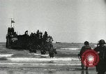 Standbild alliierten Invasion in der Normandie am D-Day Normandie Frankreich, 1944, aus Sekunde 53 historischem Filmmaterial Videoclip 65675060098