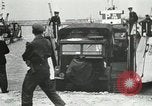 Immagine di Truppe alleate e attrezzature essendo portata a terra sulla spiaggia di Omaha Normandia Francia, 1944, secondo 35 filmato di repertorio 65675060099