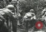 Standbild Amerikanische und deutsche Kräfte konvergieren in der Schlacht nach der Invasion der Normandie Mortain Frankreich, 1944, aus Sekunde 44 historischem Filmmaterial Videoclip 65675060104