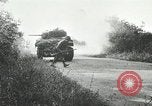 Standbild Amerikanische und deutsche Kräfte konvergieren in der Schlacht nach der Invasion der Normandie Mortain Frankreich, 1944, aus Sekunde 49 historischem Filmmaterial Videoclip 65675060104