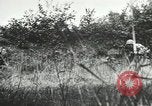 Standbild Amerikanische und deutsche Kräfte konvergieren in der Schlacht nach der Invasion der Normandie Mortain Frankreich, 1944, aus Sekunde 52 historischem Filmmaterial Videoclip 65675060104