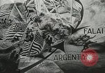 Standbild Kampf der "Falaise Pocket" während Zweiten Weltkrieg Falaise Frankreich, 1944, aus Sekunde 27 historischem Filmmaterial Videoclip 65675060105