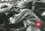 Standbild Kampf der "Falaise Pocket" während Zweiten Weltkrieg Falaise Frankreich, 1944, aus Sekunde 54 historischem Filmmaterial Videoclip 65675060105