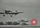 Standbild Kampf der "Falaise Pocket" während Zweiten Weltkrieg Falaise Frankreich, 1944, aus Sekunde 57 historischem Filmmaterial Videoclip 65675060105