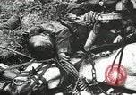 Image des milliers de prisonniers de guerre allemands France, 1944, de la seconde 20 séquences d'archives historiques vidéo 65675060106