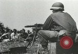Image des milliers de prisonniers de guerre allemands France, 1944, de la seconde 34 séquences d'archives historiques vidéo 65675060106